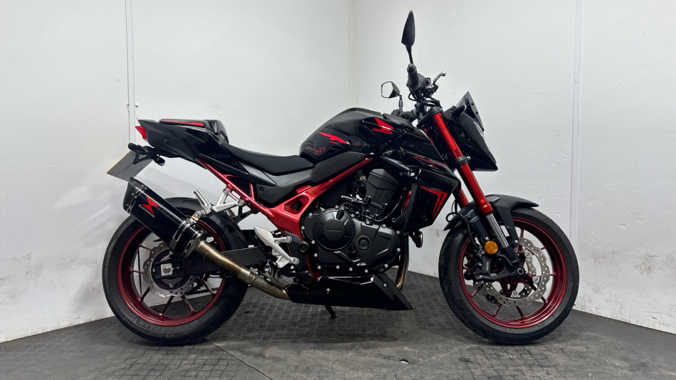 (23MY) Honda CB750 Hornet